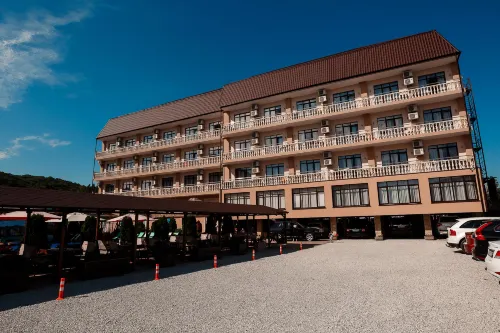 Golden Resort