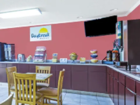 Days Inn by Wyndham Ashland Hotels in Ashland