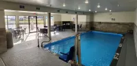 Sleep Inn Olathe - Kansas City - Pools