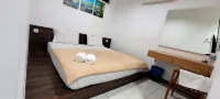 Api-Api GuestHouse - Guest houses