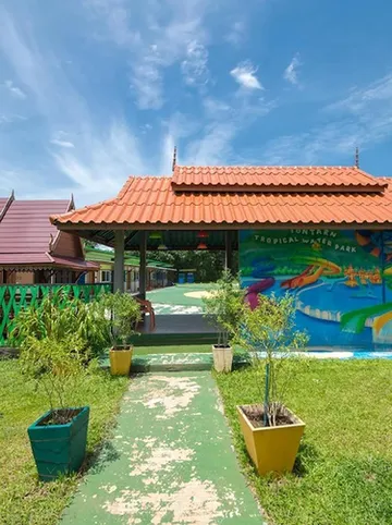 รูปภาพของต้นธารรีสอร์ท แอนด์ สปา ขนอม