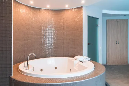 Гостиница «Звездная» Отели рядом с достопримечательностью «Останкинская Телебашня»