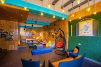 Zostel Srinagar Hotels in Nishat