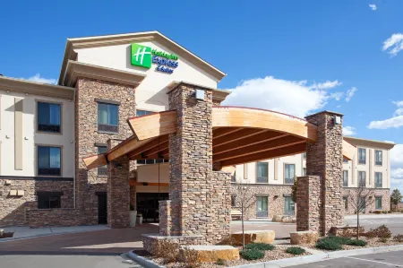 Holiday Inn Express & Suites LOVELAND by IHG