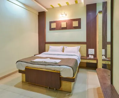 Hotel Sukhrup Sangli Các khách sạn gần Adarsh group kadegaon