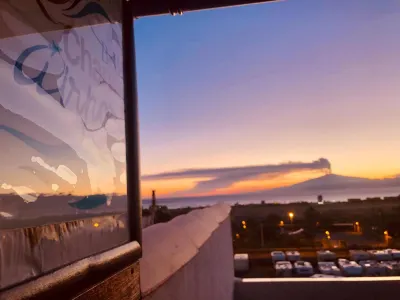 Charm Airport Hotels in 