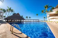 Vista Vallarta All Suites on the Beach - Pools