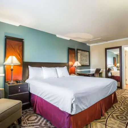 Clarion Inn Near China Lake Naval Station