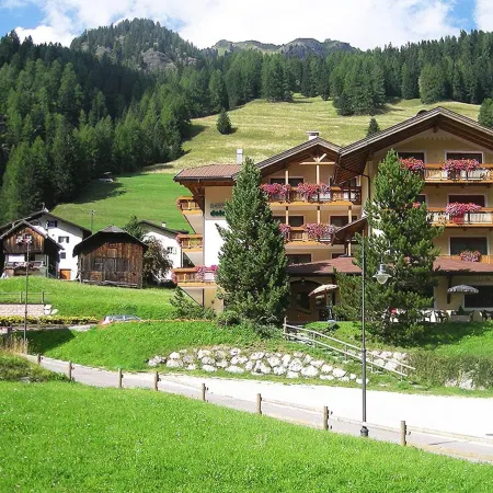Hotel Dolomites Inn