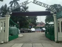 Grand Picasso Hotel - parking