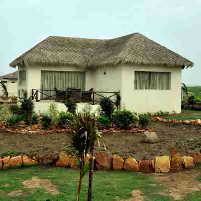Serena Beach Resort Hotel Exterior