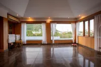 Aishwarya Residency - 주차장