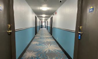 Days Inn & Suites by Wyndham des Moines Airport
