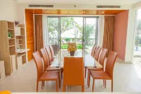 Villa Aria Resort, the Sea by 10m,Bien VA Ho Boi Rieng Cổng chào TP Vũng Tàu 주변 호텔