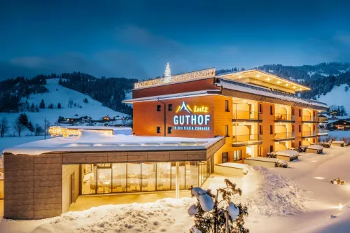 Ferienwohnungen Guthof Hotels in Schattwald