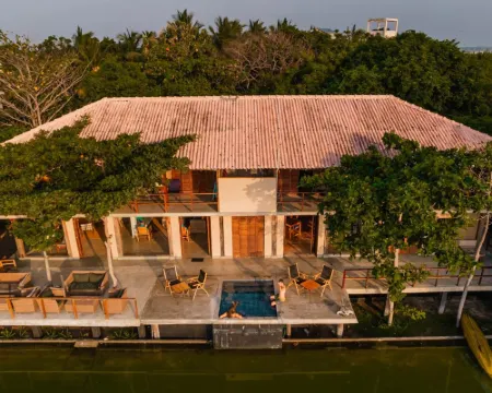 C Beyond Nilaveli Hotels in Trincomalee