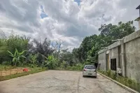 RedDoorz Near Kantor Walikota Bontang Hotel a Bontang Utara