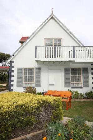 Swansea Cottages & Motel Suites