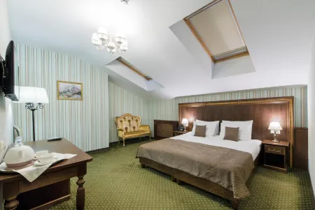 Татарская Усадьба Отели рядом с достопримечательностью «ВОСТОЧНЫЙ»