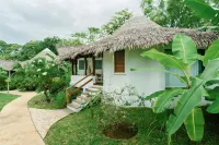 Loharano Lodge Hotels near Nosy Tanikely