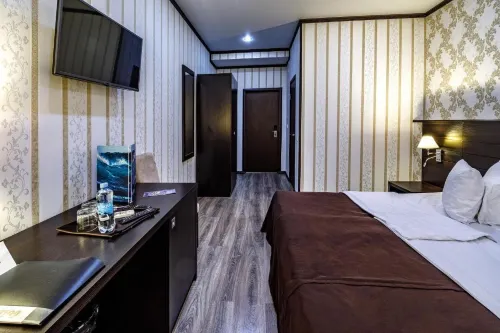 Gold Shark Hotel