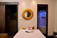 Pramod Convention & Club Resort - spa