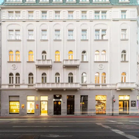 R16 Residences Prague Отели рядом с достопримечательностью «Государственный театр»