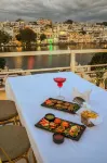 DERA PICHOLA- A Lake Facing Boutique Hotel - petit déjeuner