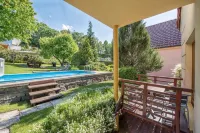 Hotel Garni Pod Skalkou - piscina
