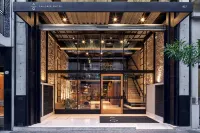AQ Tailored Suites - Kitchens