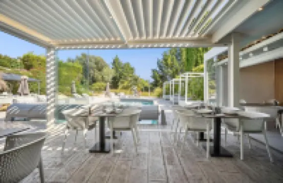 Casa Dina