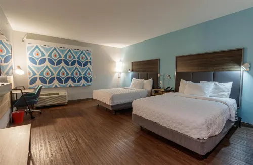 Tru by Hilton McKinney Hotel a Fairview