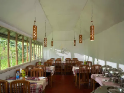 Blue Bells Resort by Maat Hotels ムンナルのホテル