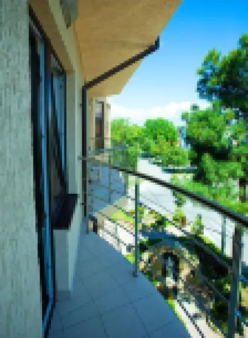 Yunona Guest House