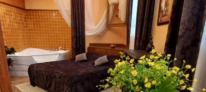 Avsteriya Hotel Các khách sạn ở Perm