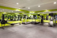 Super 8 by Wyndham Winnipeg West - palestra