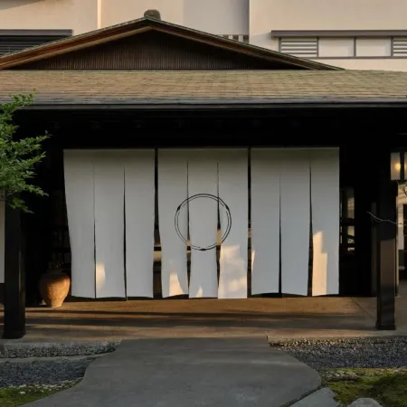 Yamanakaonsen Hanamurasaki