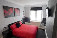 Oakover Guest House - parking