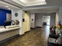 Super 8 by Wyndham Estevan - Pet-friendly