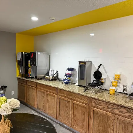 Microtel Inn & Suites by Wyndham Ardmore