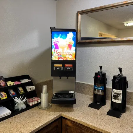 Super 8 by Wyndham Florence or