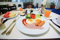 Chiang Mai Hill Hotel - breakfast