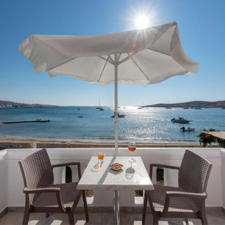 Irene Hotel - Beachfront
