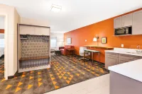 Holiday Inn & Suites Toledo Southwest - Perrysburg