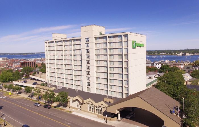 Holiday Inn PORTLAND-BY THE BAY by IHG