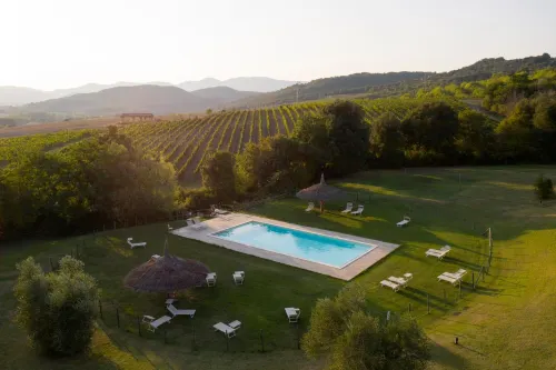 Una Hotels Monterufoli Wine Country - Farmhouses