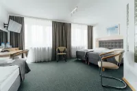 Hotel Logos