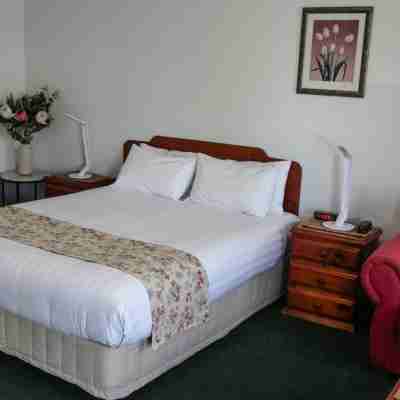 Maynestay Motel Rooms