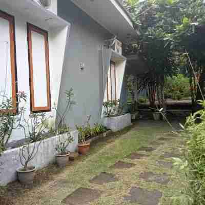 Tangkoko Ranger Homestay Hotel Exterior