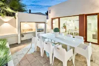 Villa N15 en Plein cœur de la Marina, Proche de Rosas, Costa Brava - parking